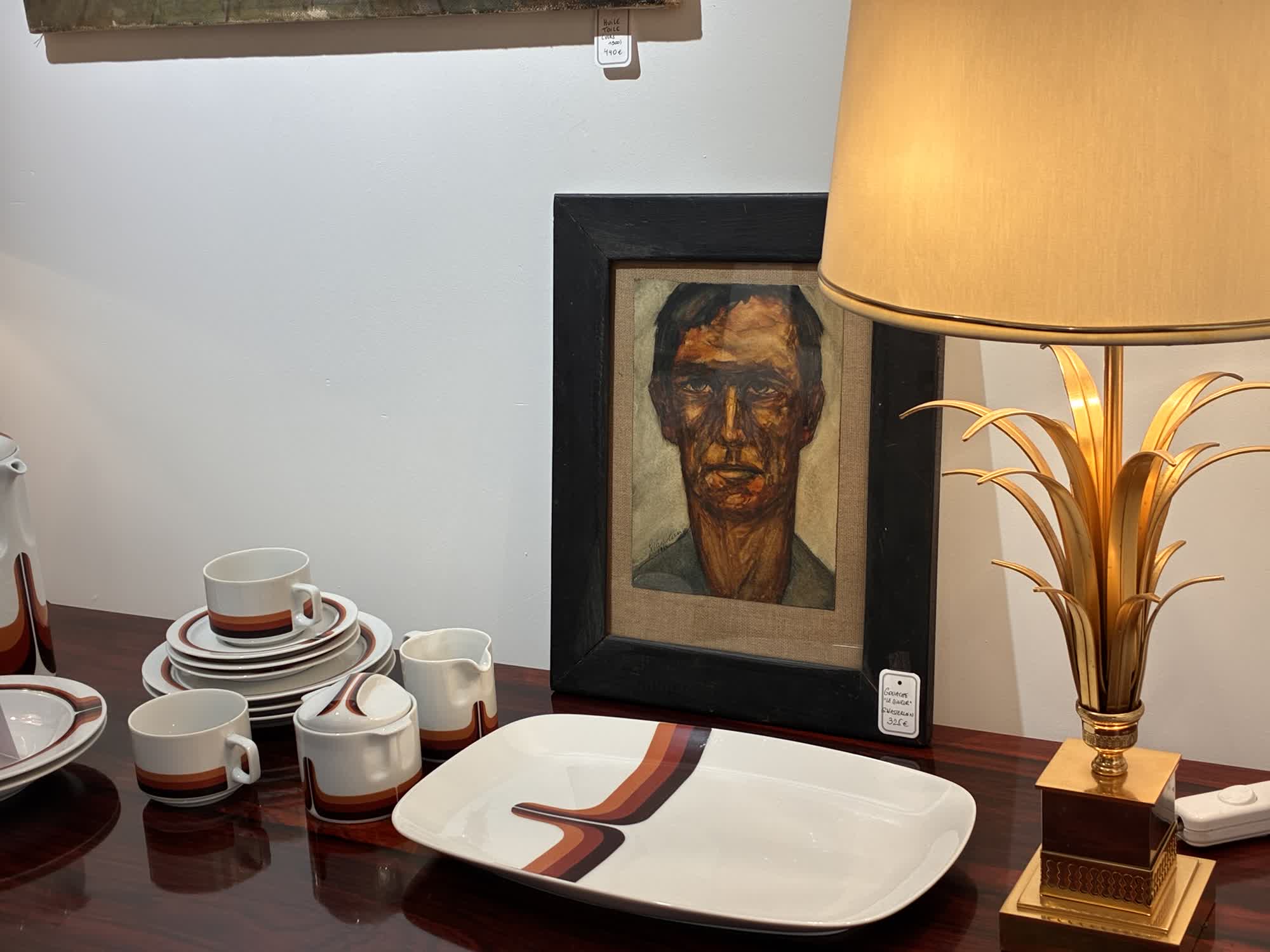 Peinture gouache sur enfilade placage palissandre